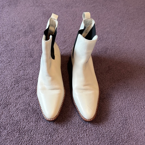 White worn J crew bootie’s - Picture 1 of 3